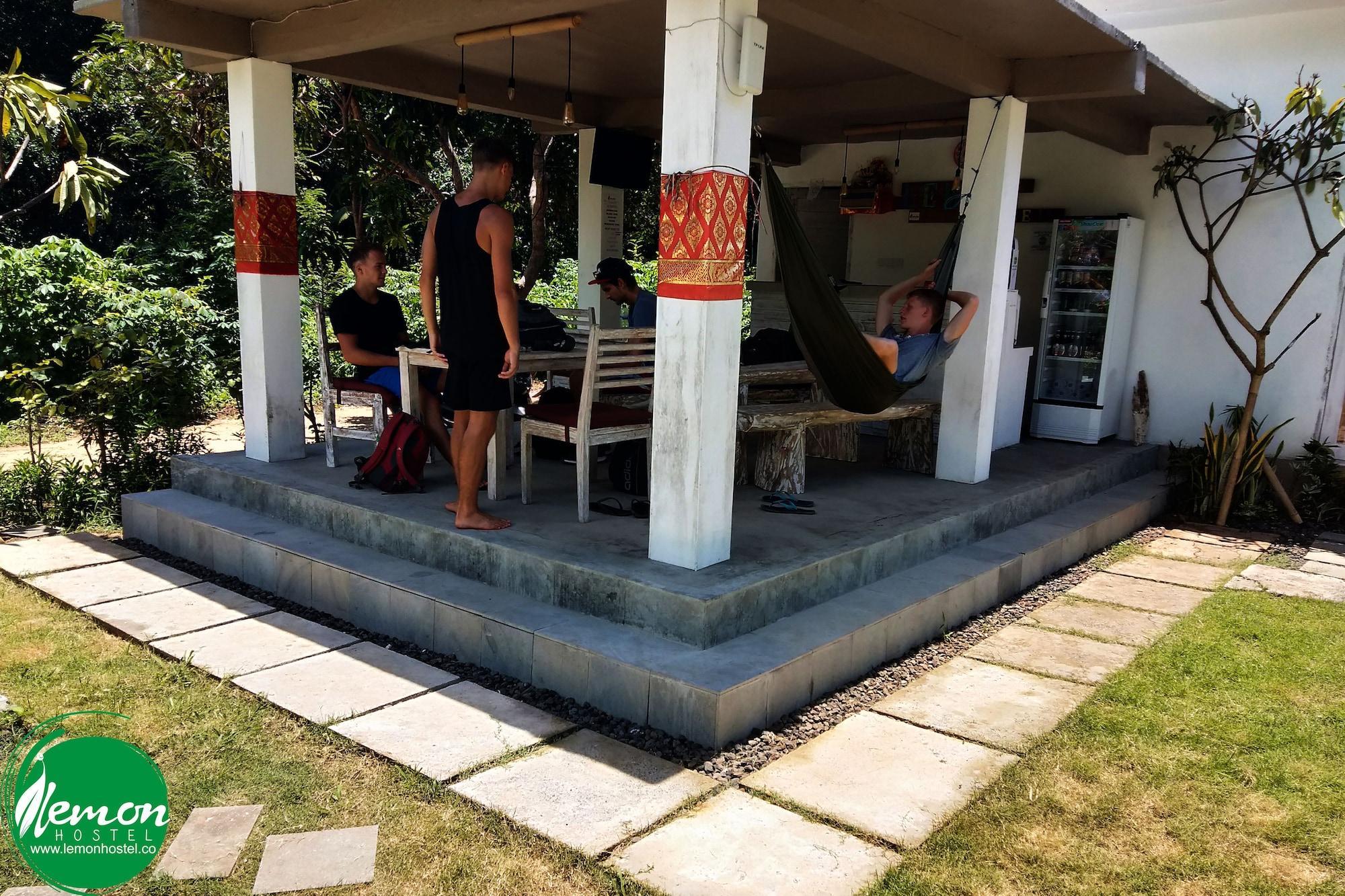 Castaway Island Hostel Nusa Lembongan Kültér fotó