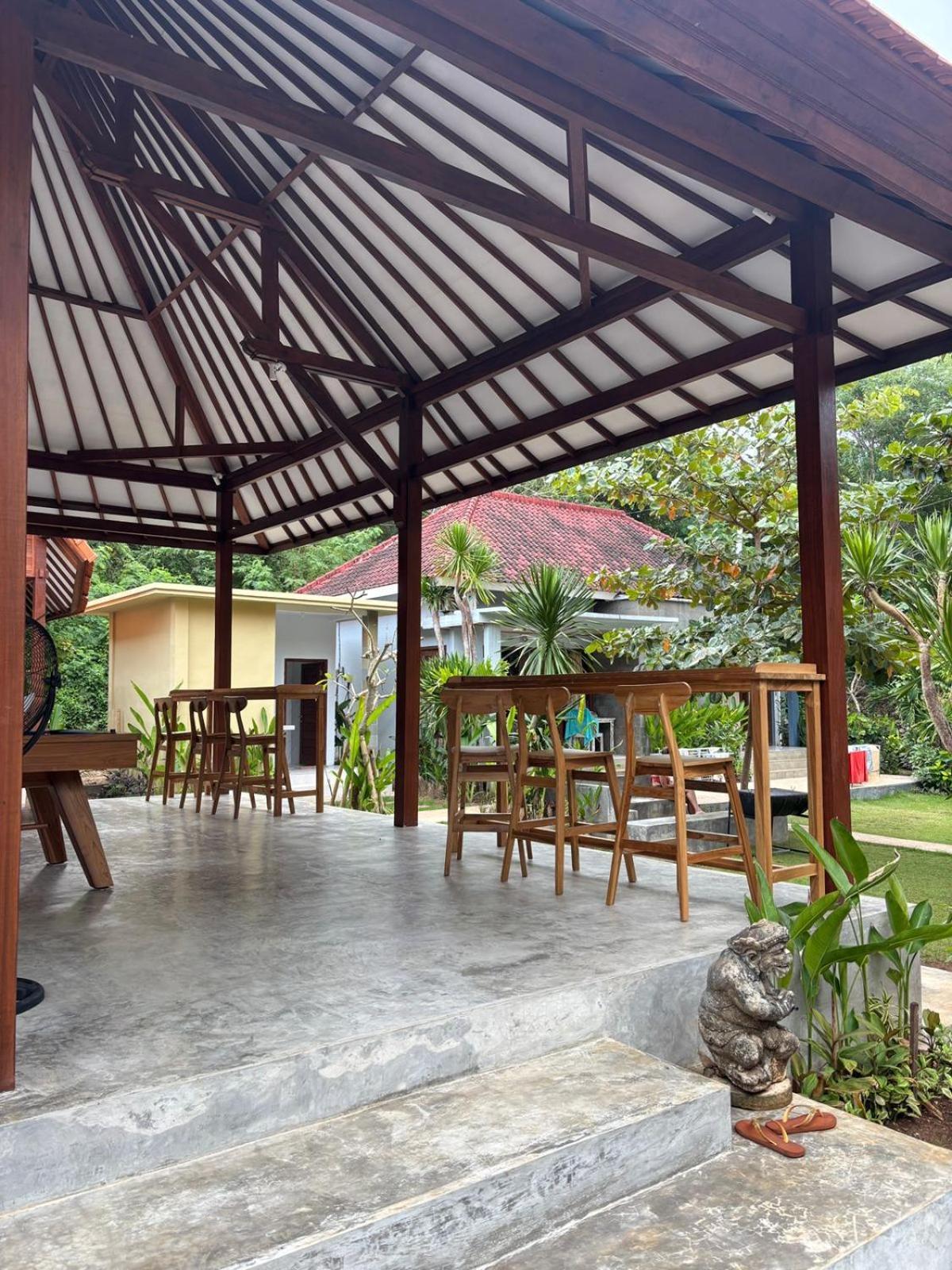 Castaway Island Hostel Nusa Lembongan Kültér fotó